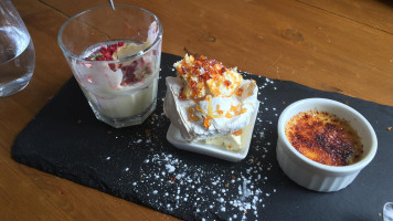 The Black Horse, Little Weighton food