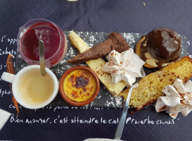 1815 CafÉ Deli Bangor food