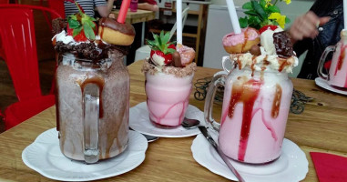Berry's Tearoom drink