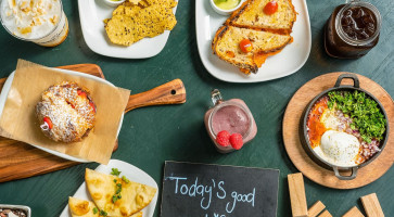 Aperitif food