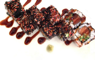Rock Star Sushi food