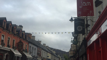 Kenmare Ice Cream outside
