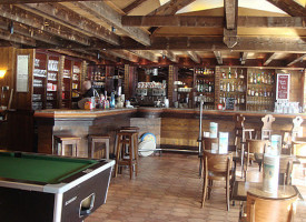 Brasserie Les Cimes inside