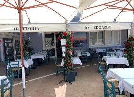 Chez Henri Ardennais outside