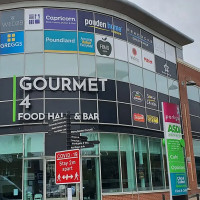 Gourmet 4 Shirley outside