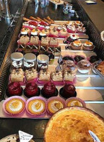 The Cross Keys food