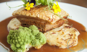 The Fir Tree Country food