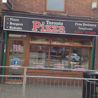 Toronto Pizza outside