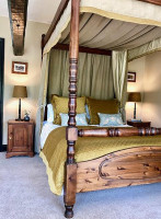Kirkstile Inn inside