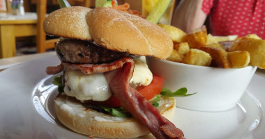 The Queens food