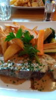 Signals Bistro food