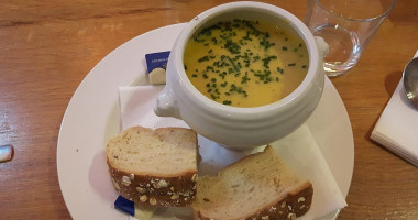 Signals Bistro food