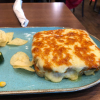 Cafe Wargeh food
