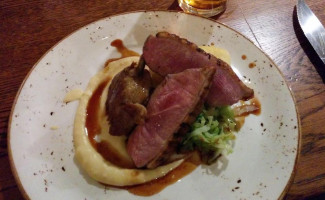 The Muddy Duck food