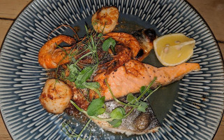 The Red Lion Freshwater food