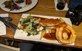 The Hawes Inn food
