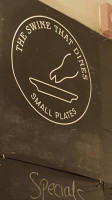 The Swine That Dines logo