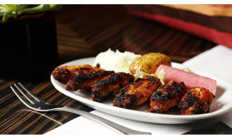 Noura Pavilion, Kingston food