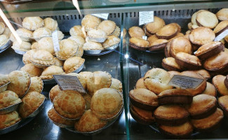 Lochinver Larder food