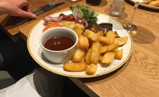 The Bakers Arms food