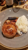 Stamford Gate food