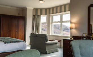 Inver Lodge inside
