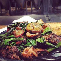 K's Golden Grill food