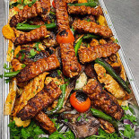 Mira Holzkohlegrill food