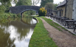 The Jolly Boatman Extérieur