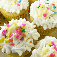 De'aths Bakery: Facebook Thebakehousemanningtree drink