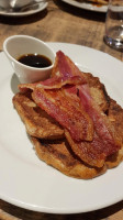 Hinnies Restaurant food