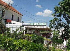 Restoran Grof Ratkay outside