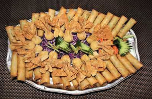 مطعم جينزا الياباني والآسيوي food