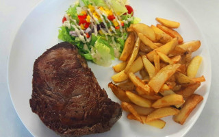 Griddle And Sizzle food
