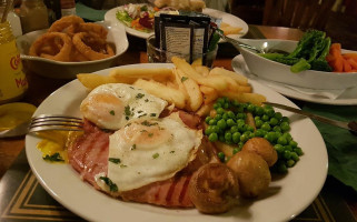 Pier food