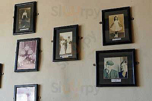 Mary Murrin's Pub inside
