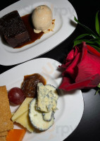 Oak Room food
