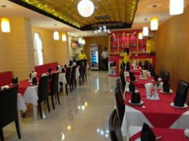 Pizzeria Piccolina inside