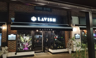 Lavish Grill outside
