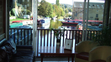 The Moorings outside