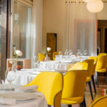 Le Manoir du Lys inside