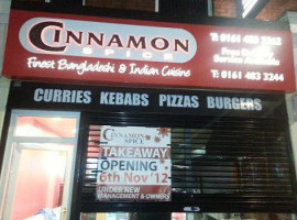 Cinnamon Spice outside