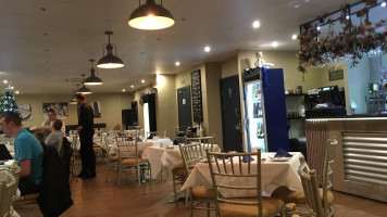 La Famiglia inside