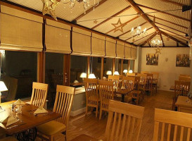 The Aldwark Arms inside