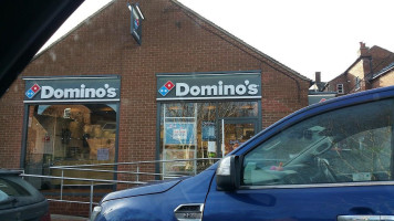 Domino's Pizza Staffordshire Stone outside
