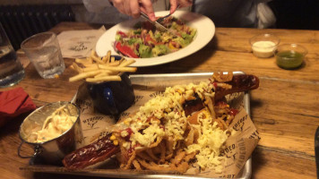 Hydeout B-q Smokehouse food