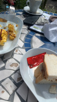 The Cwtch Llantwit Major food