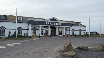 Land's End Restaurant And Bar outside