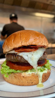 Doegnvill Burger food