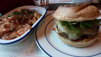 Doegnvill Burger food